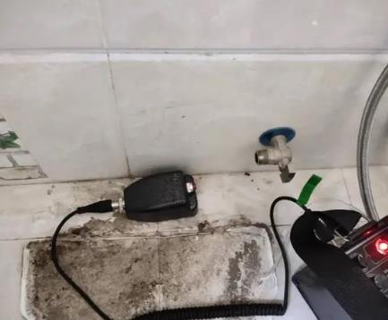 耿马屋顶漏水维修公司分享下卫生间漏水的危害及解决方法